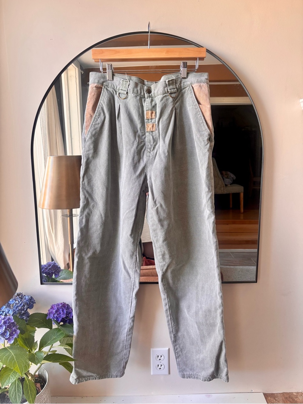 VINTAGE | Timothy E distressed denim | size 34 - Picture 2 of 4